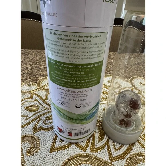 VitaJuwel Via Gemwater Bottle with‎ Natural Gemstones Infusion - Picture 2 of 15